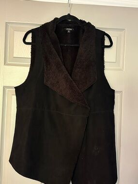 Stella & Dot Black Faux-Shearling Sleeveless Vest